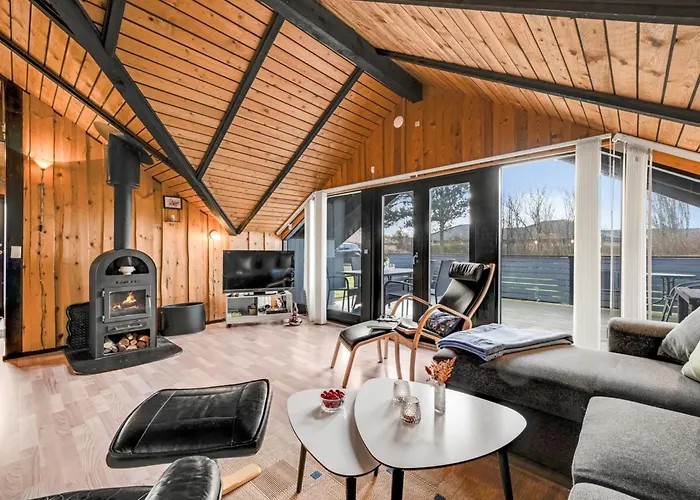 Tjana - 6km From The Sea By Interhome Ferienhaus *